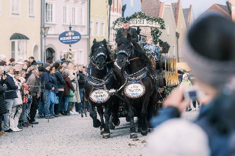Mehr zu: 177. Obernberger Pferdemarkt 