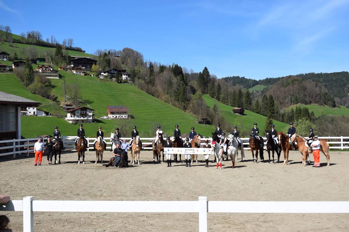 Sonderprüfung am Wastlhof: Reit- und Fahrverein Wastlhof: Sonderprüfung im April (Foto: Bianca Seisl)